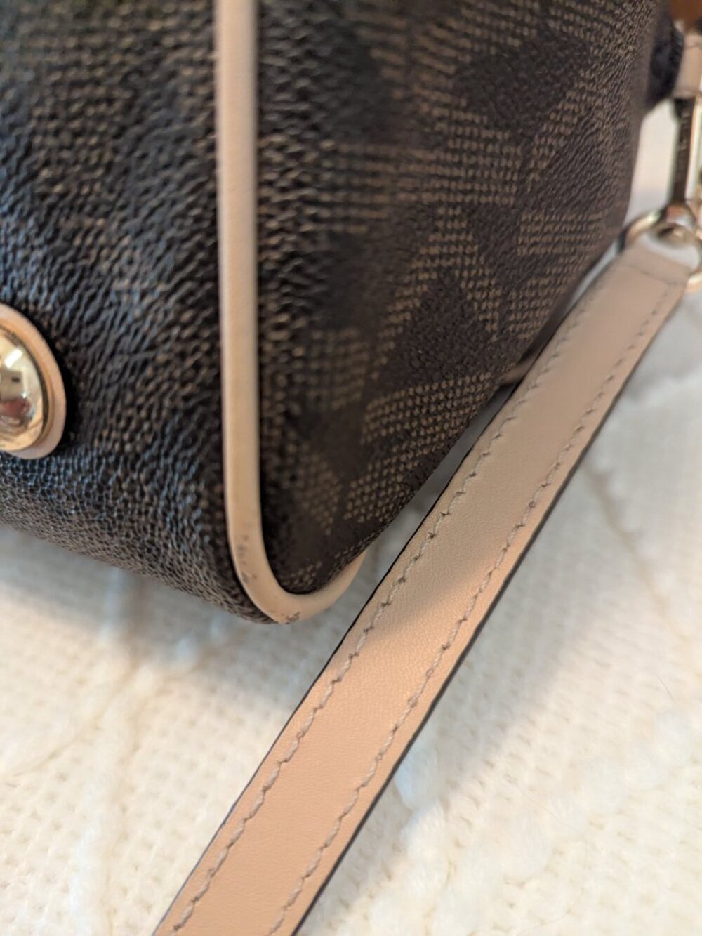 Michael Kors Monogram Satchel Bag – Brow w/ Nude Handles - Picture 11 of 16